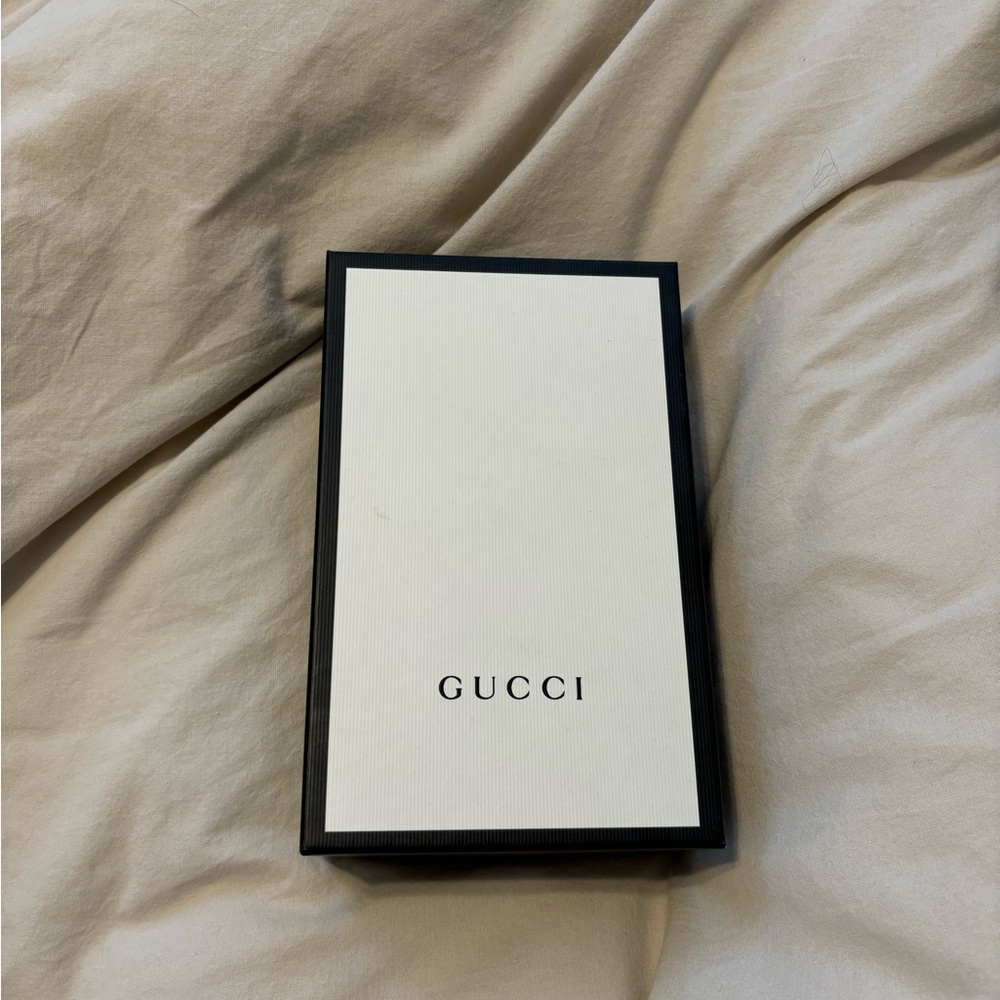Gucci super mini marmont purse - Picture 3 of 8